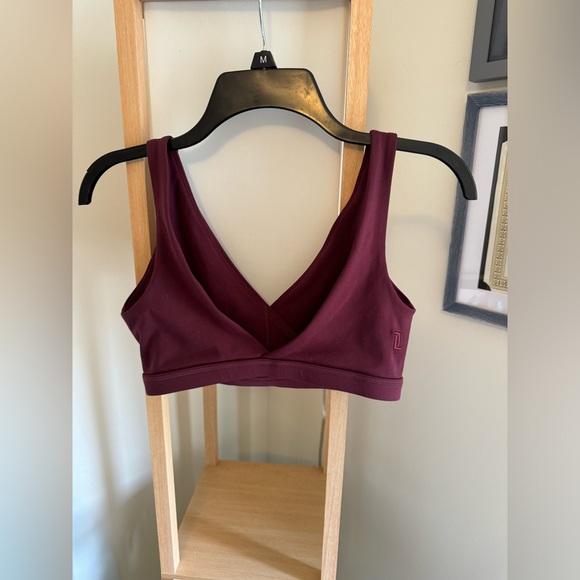 Liaison The Label V Neck Sports Bra - Picture 2 of 3